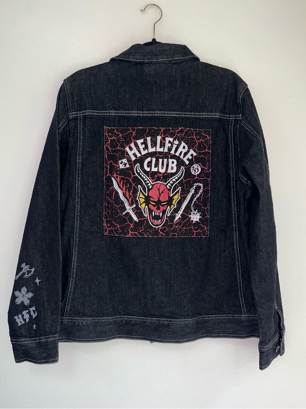 Vans Netflix Stranger Things Men’s Hellfire Club Denim Jacket Black EUC Medium